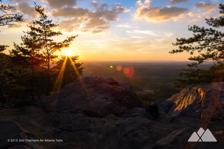 Sawnee Mountain Trail: hike to gorgeous sunset views from Sawnee Mountain at the Indian Seats near Atlanta